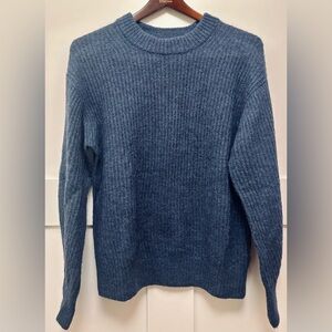 Everlane Women’s Cocoon Crew in Alpaca